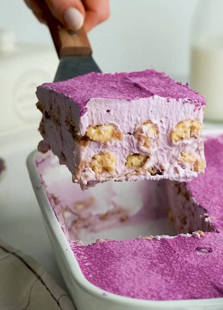 Всё дело в ярком фиолетовом цвете, который сразу привлекает внимание.jpeg