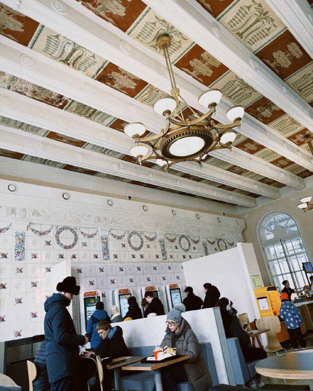 «Вкусно-и точка» в Пушкине.jpeg